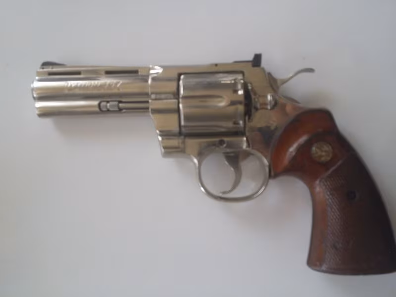 Colt 357 magnum 4"