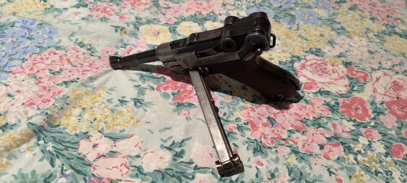Orginal Makaralı Barabelli Luger P08