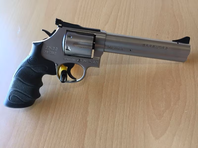 SARSILMAZ 357 MAGNUM ( 6 inch)