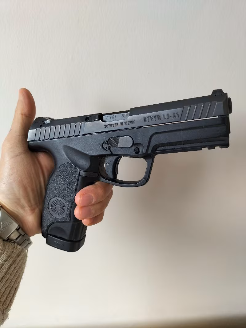 EMEKLİ TSK PERSONELİNDEN