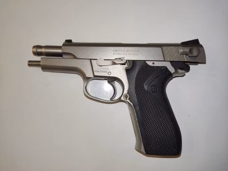 Smith Wesson 5906 14+1 şarjörlü