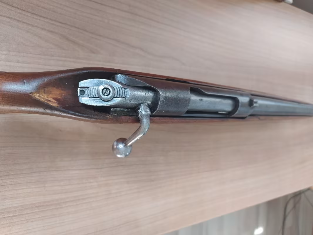 Eşi benzeri yok. Şarjörlü antika tüfek, yivsiz