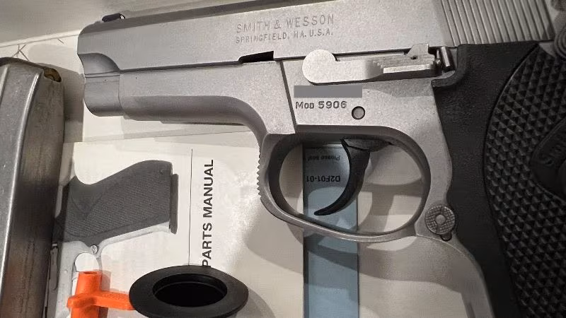 Smith Wesson 5906 - Tertemiz