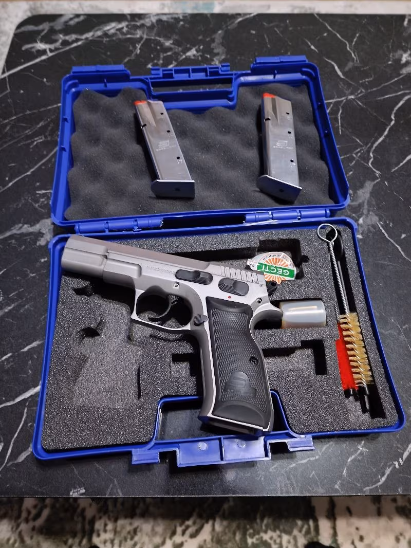 Emniyet Memurundan sarsılmaz kılınç 2000 Mega