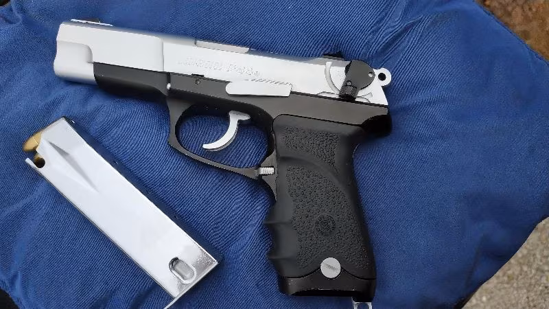 TERTEMİZ SORUNSUZ BAKIMLI RUGER P85