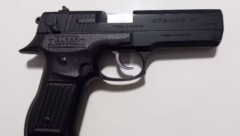 Aciliyetten Memurdan zigana t 9mm