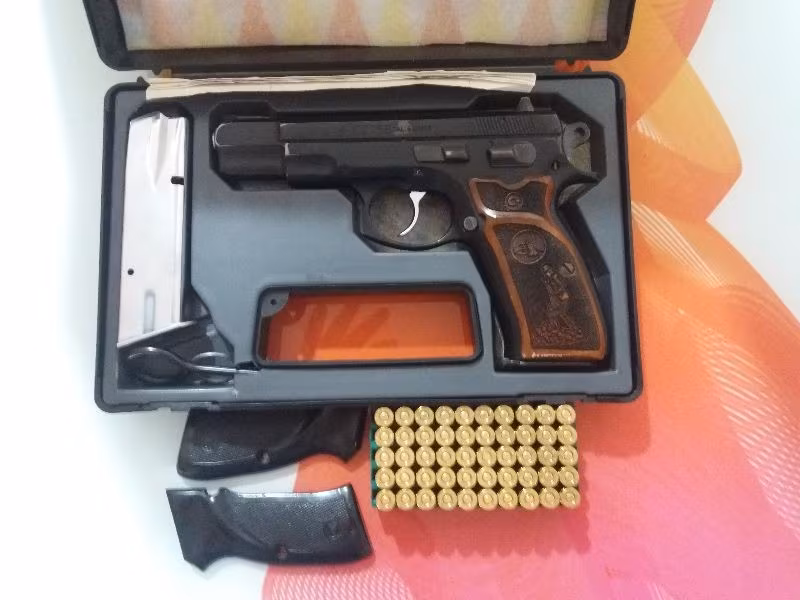 EMEKLİ POLİS'TEN ORİJİNAL TAŞIMA RUHSATLI CZ-75B 0 507 9249682