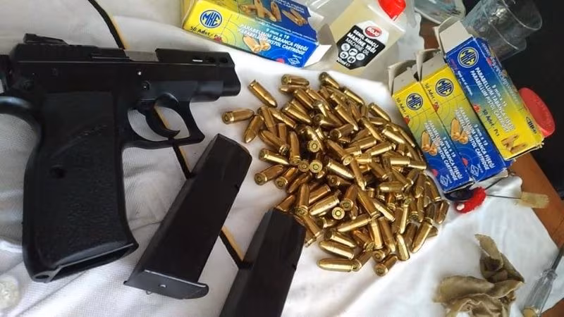 14+1 SARSILMAZ 9 MM mermiler çanta kılıf yedek şarjür dahil bodrumda