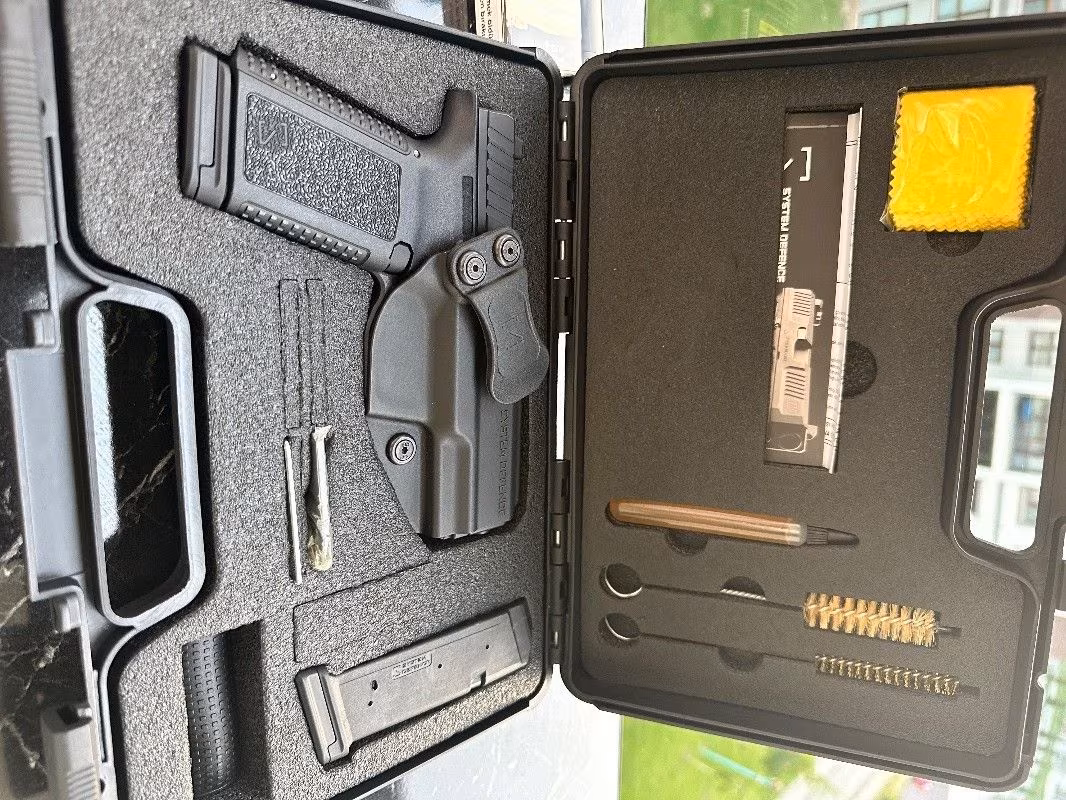 System Defance C9 (Glock İkizi)