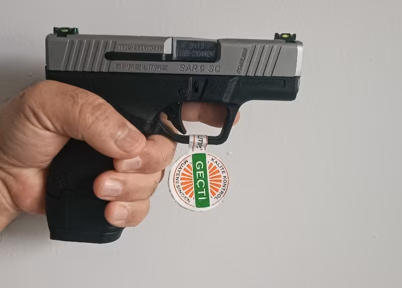 RUHSATLI SIFIR KUTUSUNDA HİÇ KULLANILMAYAN 2023 MODEL SARSILMAZ SAR 9 SC SUBCOMPACT STANLESS STELL MAT - 17.000 TL.