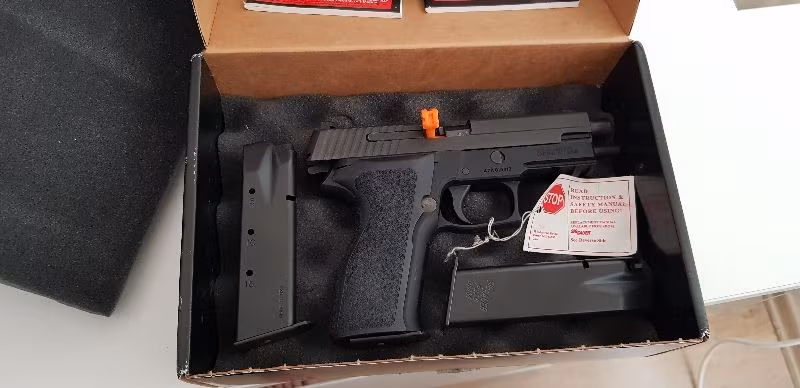 Mermi dahi atılmamış Sigsauer p226