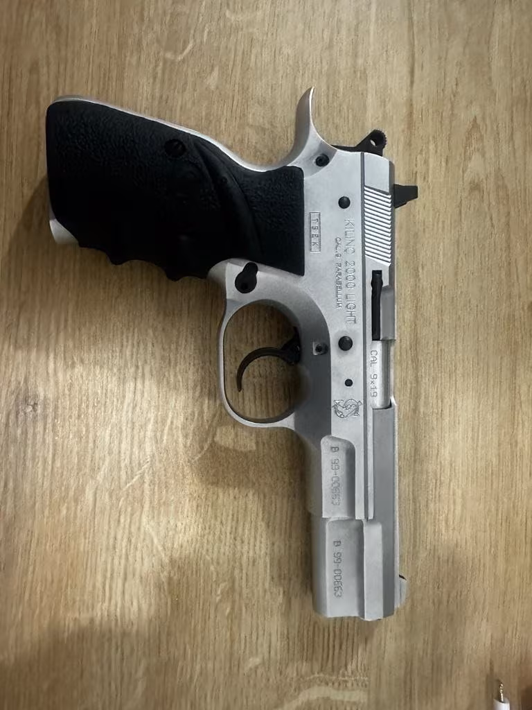 Sarsılmaz Kılınç 2000