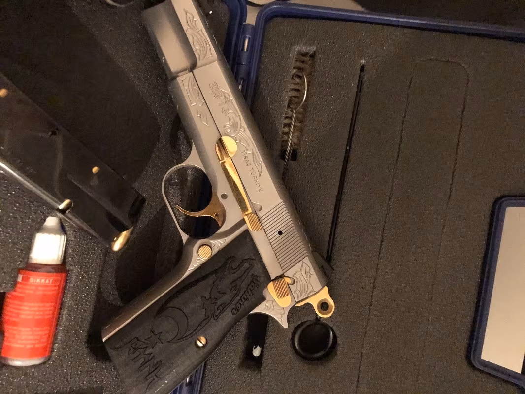 Satılık inox gravürlü altın parçalar