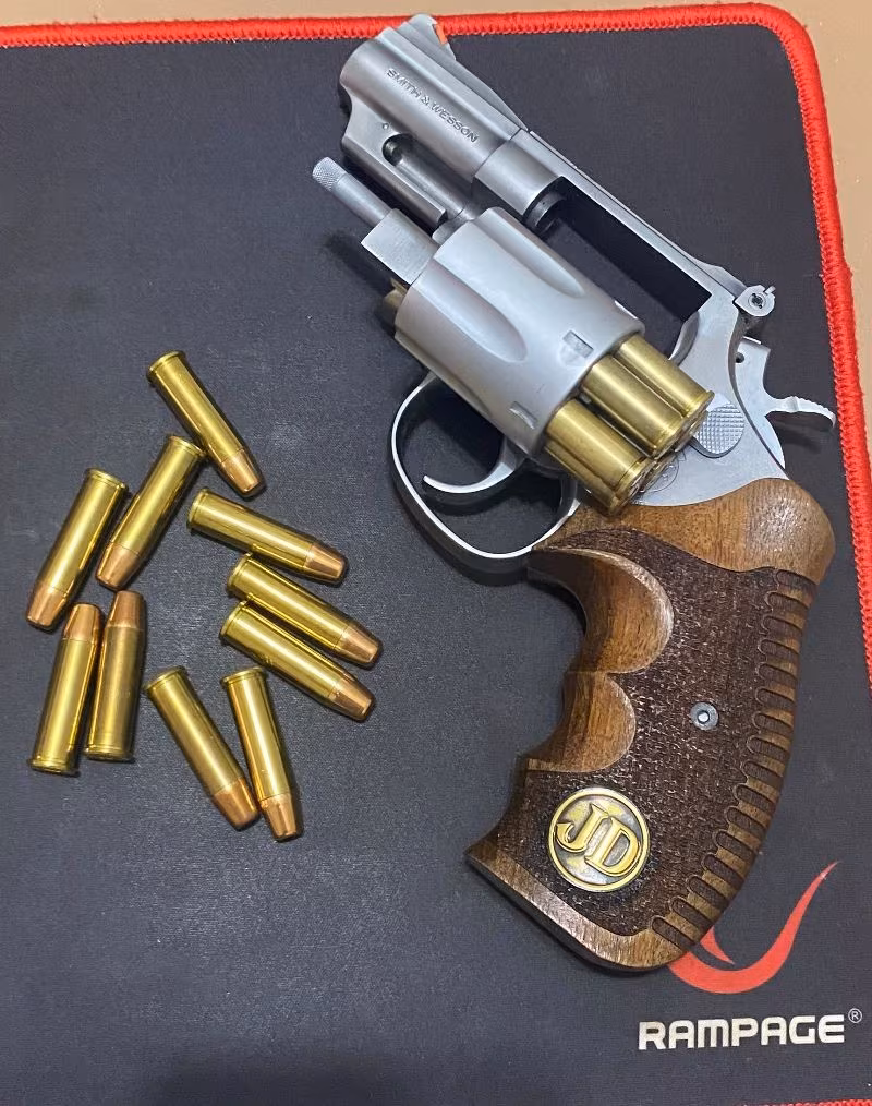 Sıfır Gibi Smith Wesson 357 Magnum