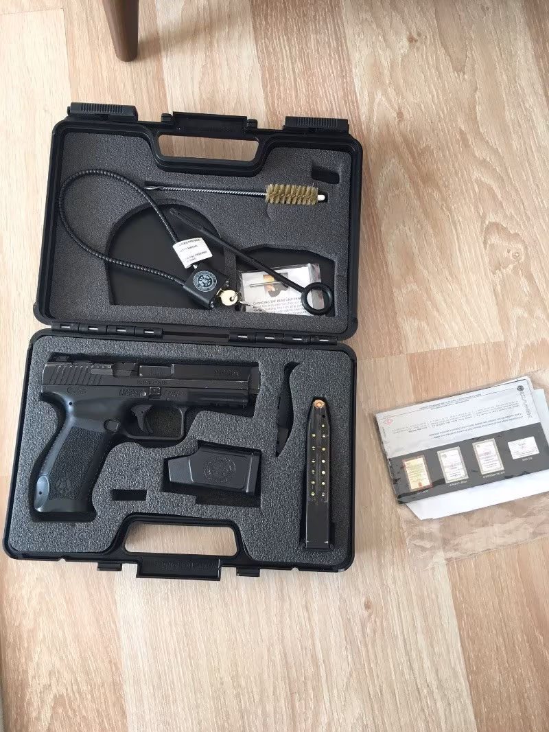 Memurdan temiz canik