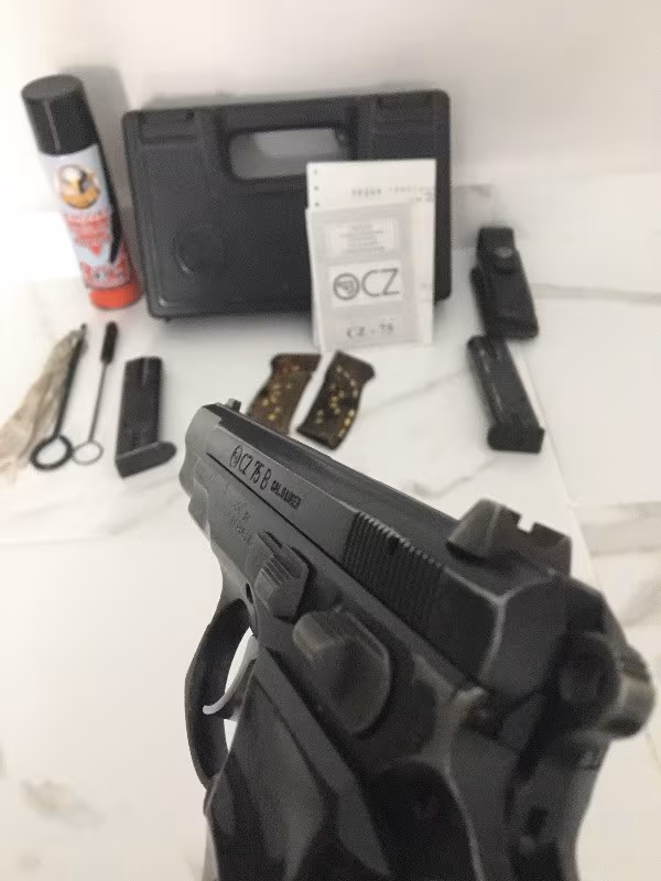 CZ 75 İHTİYAÇTAN