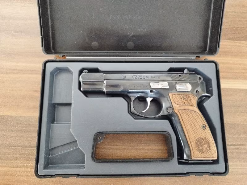 CZ 75 B 95 model