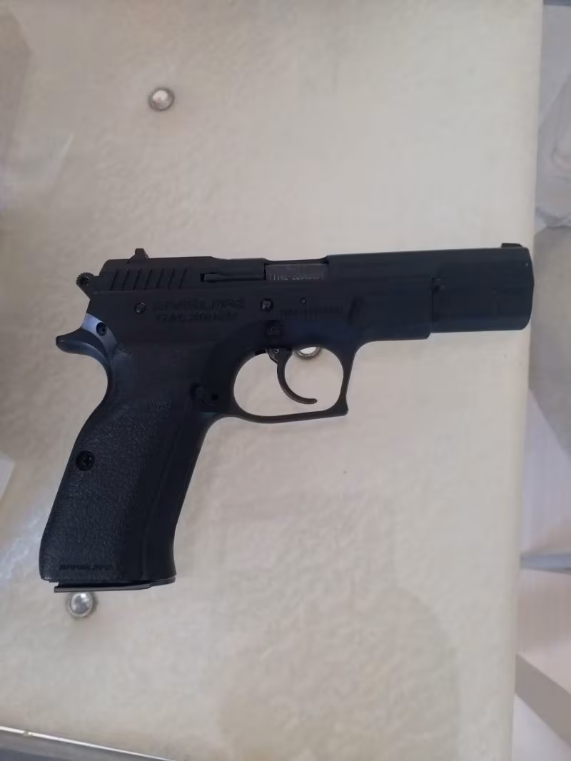 MEMURDAN SARSILMAZ KILINÇ 2000 MEGA SİYAH