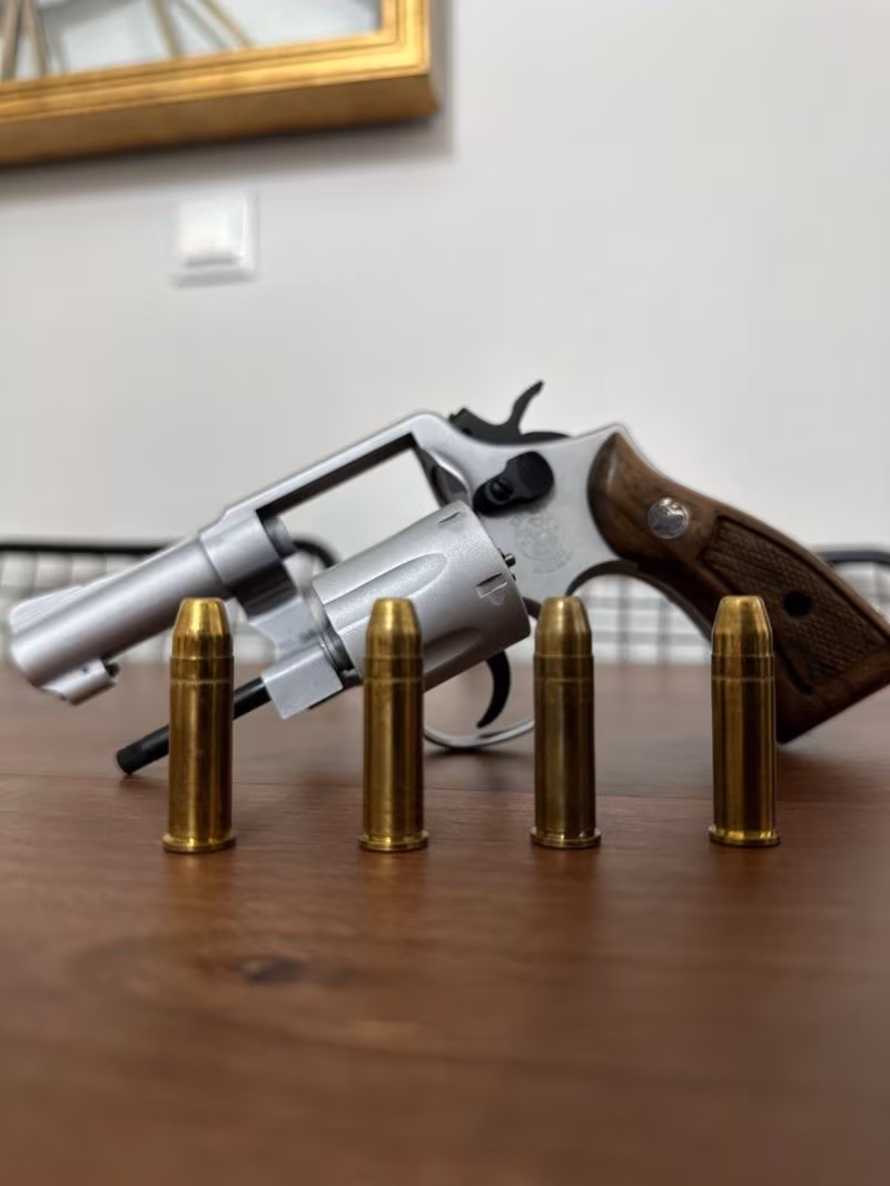 Smith & Wesson Model-10 Tertemiz (Sitenin En Uygun ve En Temizi)