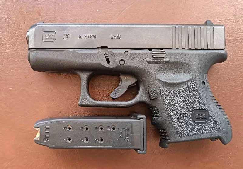 RUHSATLI,SIFIR KUTUSUNDA HİÇ KULLANILMAYAN,ORJİNAL GERÇEK AVUSTURYA GLOCK 26 - 6.000 DOLAR