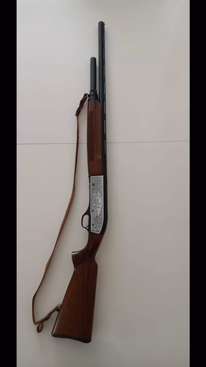 Sahibinden orjinal HUĞ-SAN HUĞLU  8+1 YARI otomatik av tüfeği