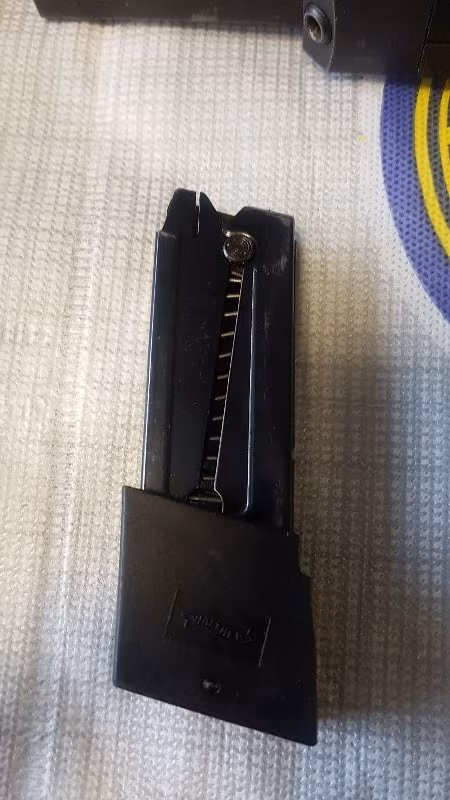 ORJİNAL NİŞANÇI TABANCASI