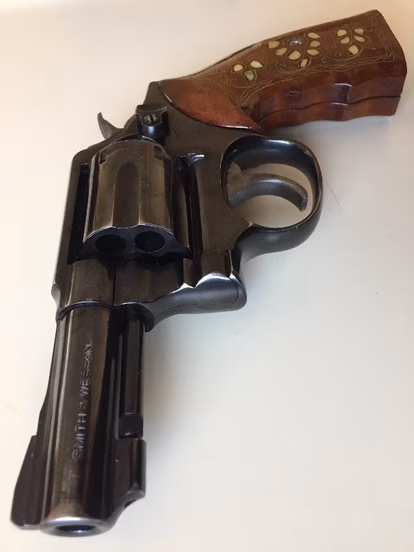 Daha temizi yok orjinal 38 lik 9,65  simith weson