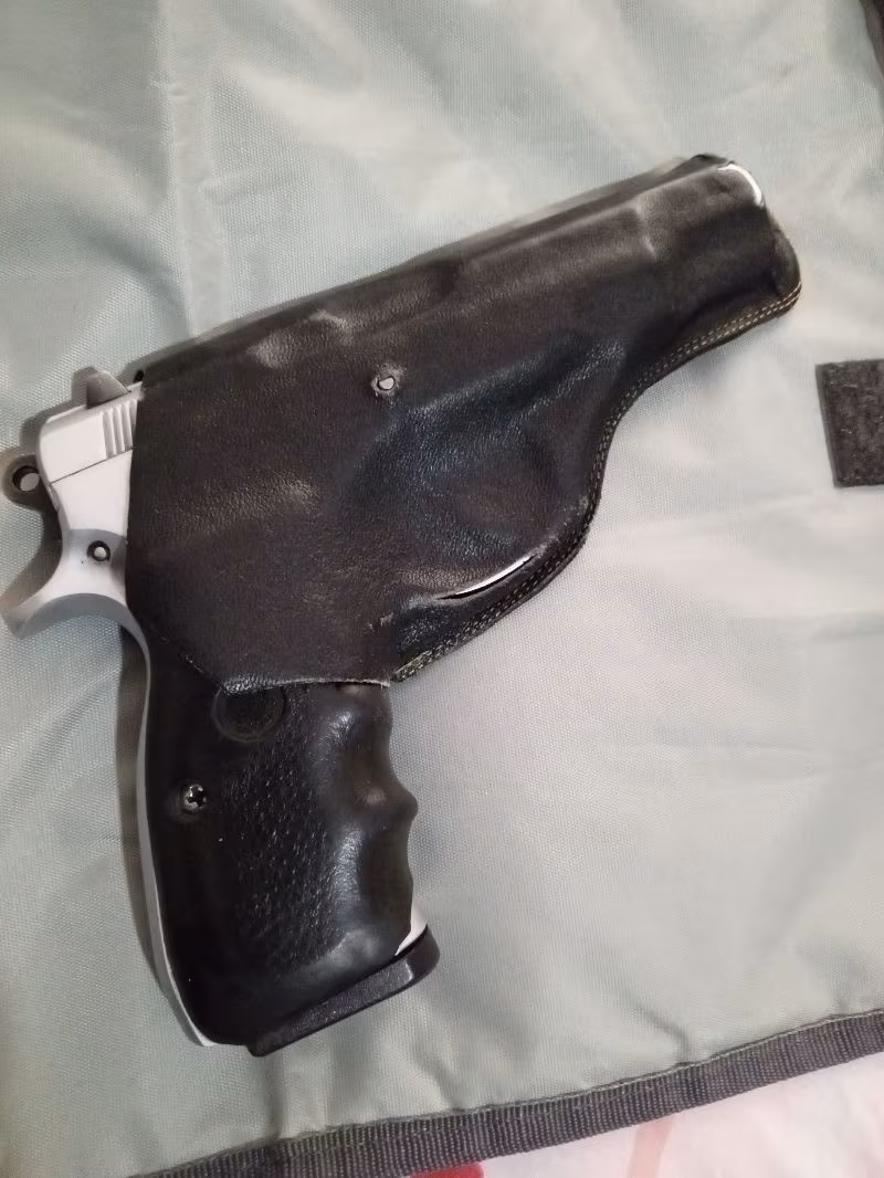 Emekli polisten cz 75