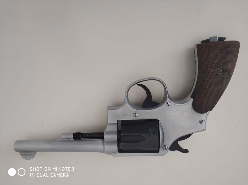 MERAKLISINA TOPLU SİMİTH&WESSON