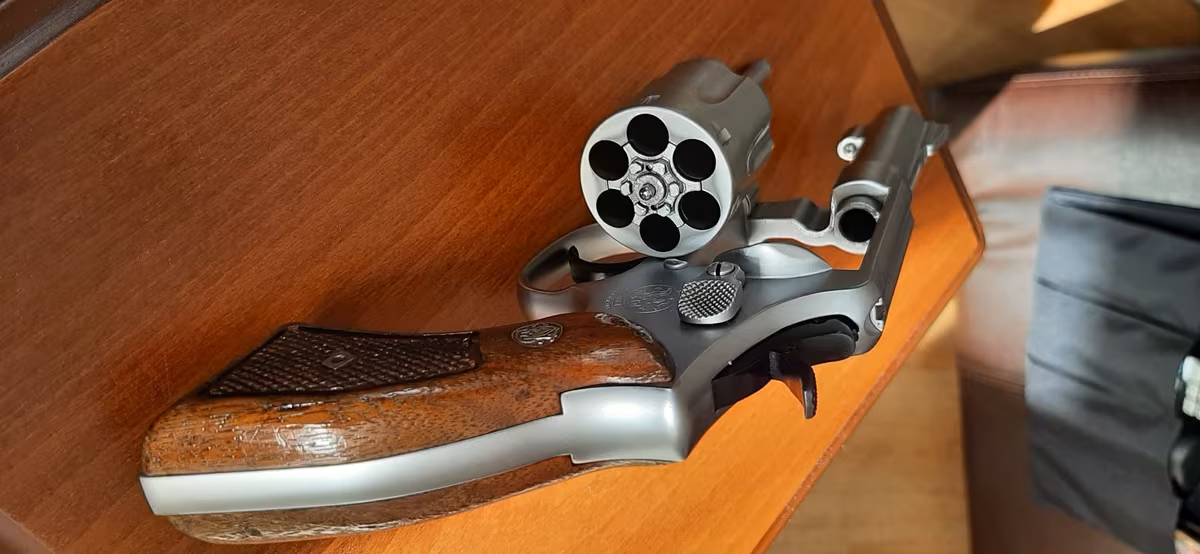 SMİTH WESSON 38 Calibre