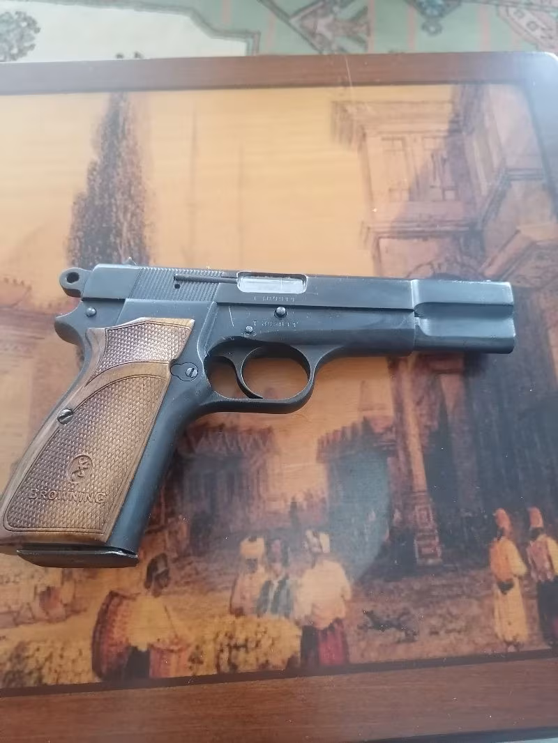 Satılık ruhsatlı browning 14lü tabanca
