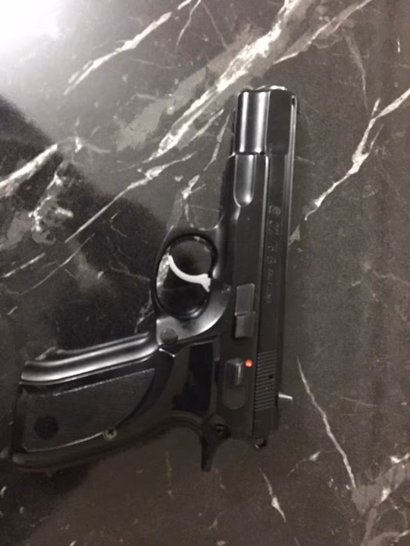 TERTEMİZ MİT EMEKLİSİNDEN CZ 75 SIFIR AYARINDA