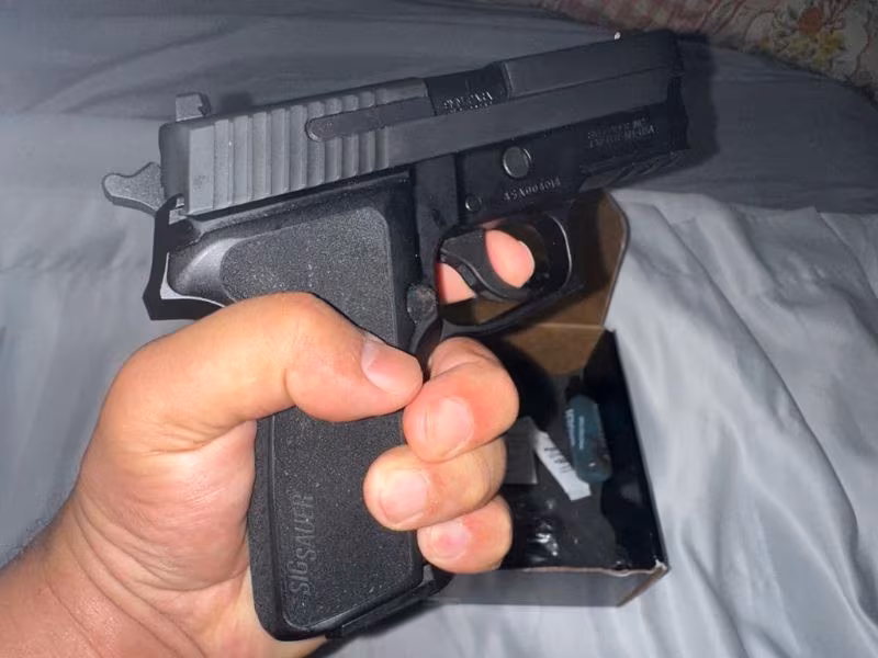 SIFIR SİGSUAR P 226 NİTRON AMERİKAN KUTUSUNDA  YÜKSEK MAHKEME BAŞKANINDAN ALINMA ETİKETİ ÜZERİNDE