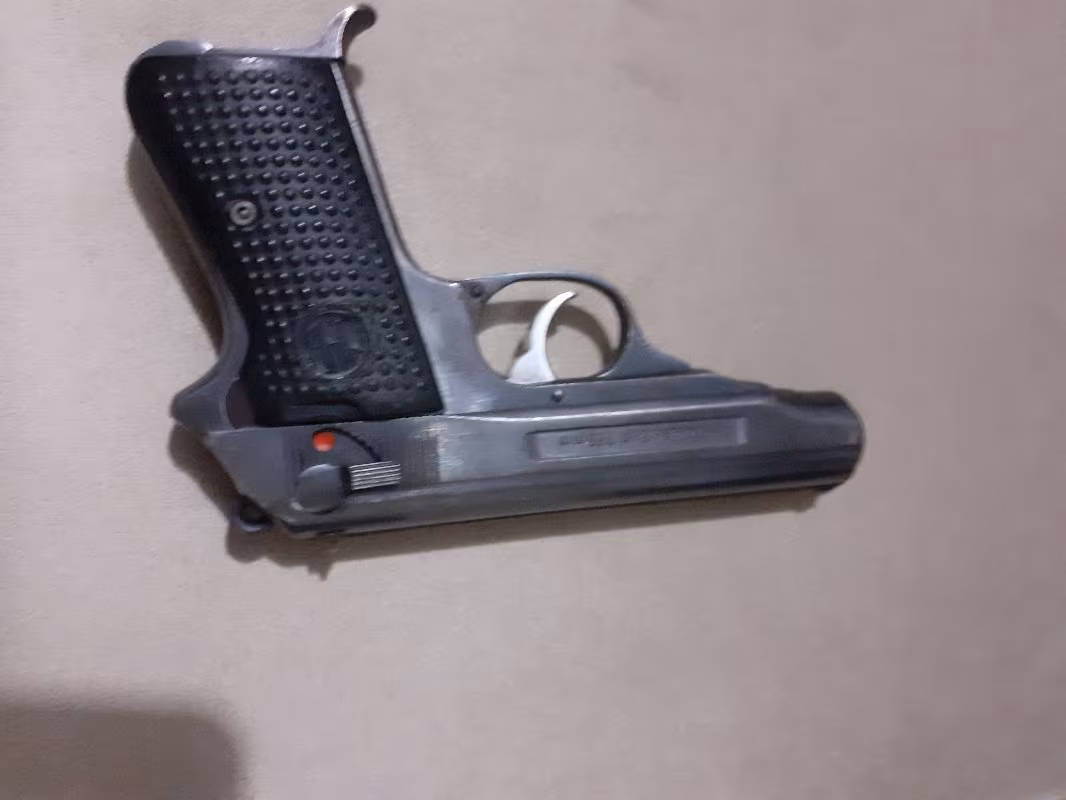 Emekli Emniyet görevlisinden satılık