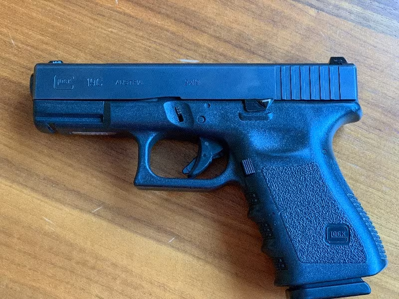 Sahibinden kullanilmamiş GLOCK 19 C gen4