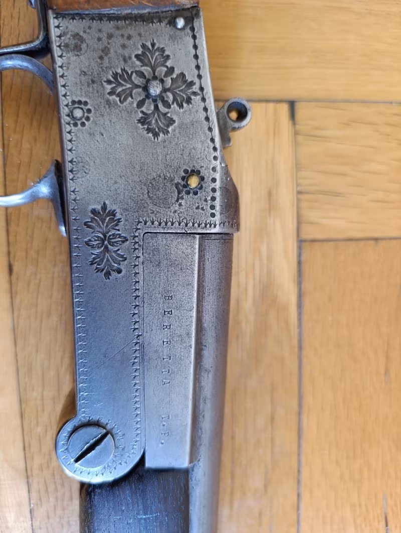 Antika Beretta tüfek