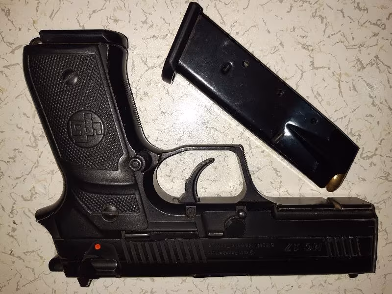 EMEKLİ POLİSTEN MC 17