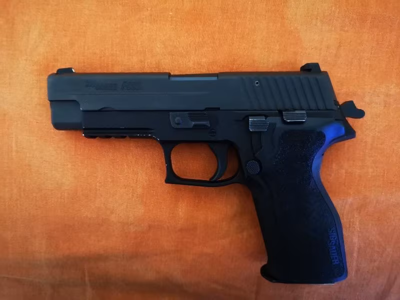 Az kullanılmış  sıg sauer p226 usa