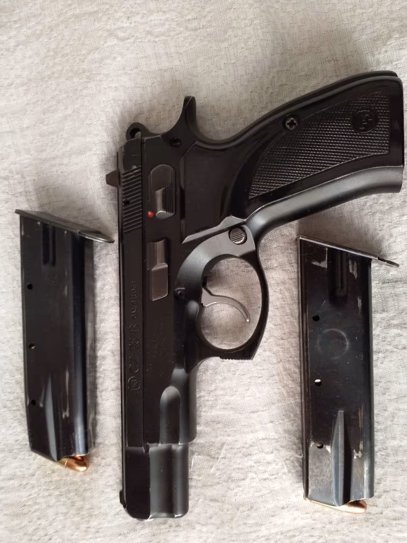 Emekli Polis Memurundan