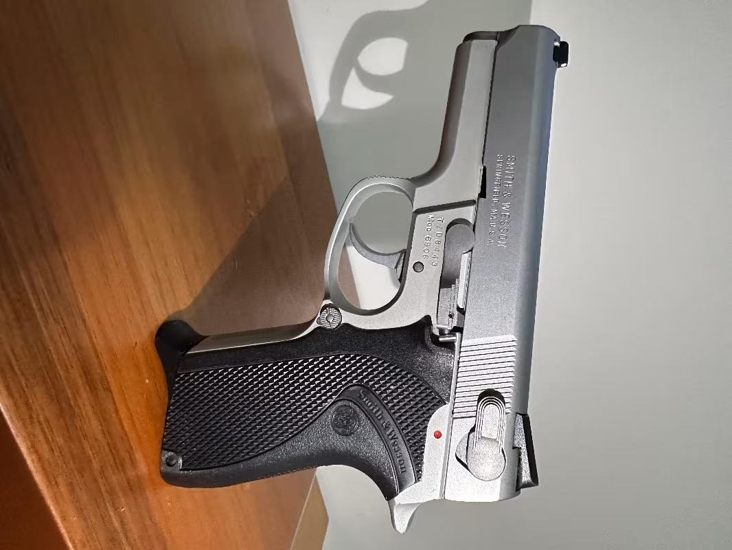 Smith Wesson Mod 6906