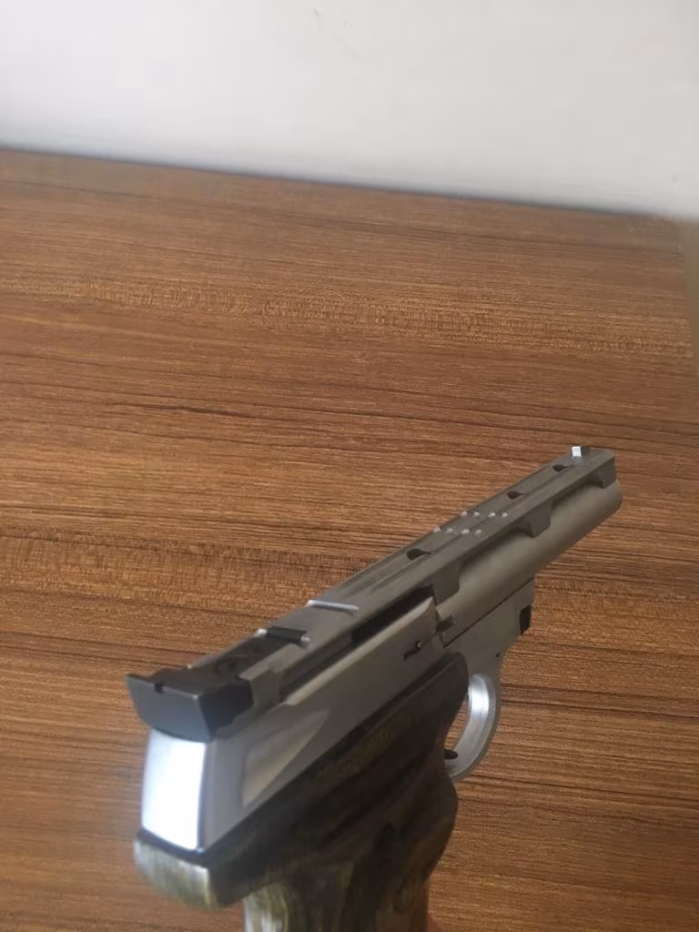 Jandarmadan temiz emsalsiz Smith wesson 22a