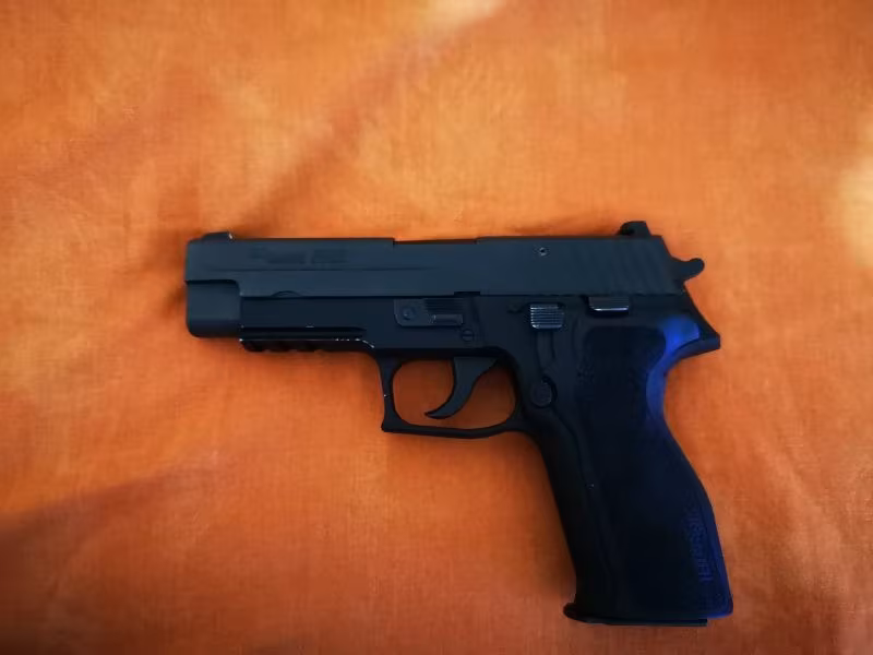 Az kullanılmış  sıg sauer p226 usa