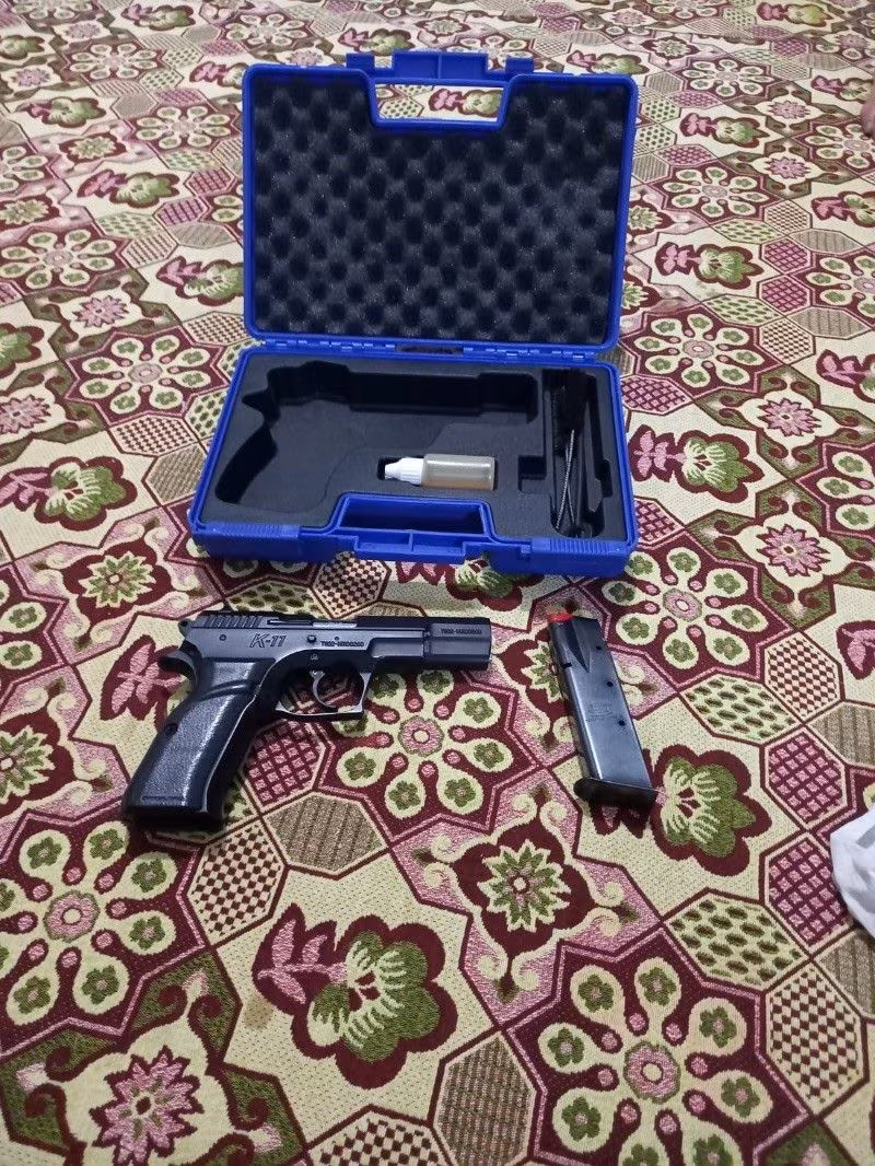 2.el sarsılmaz k11 15+1 sıfır ayarlında