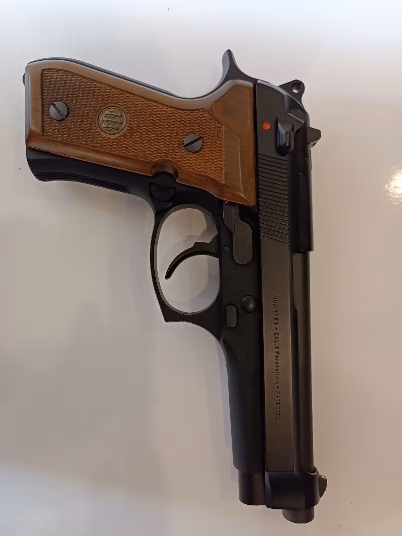 Beretta FS92 kasa silahı  sıfır hata  orjinal İtalyan