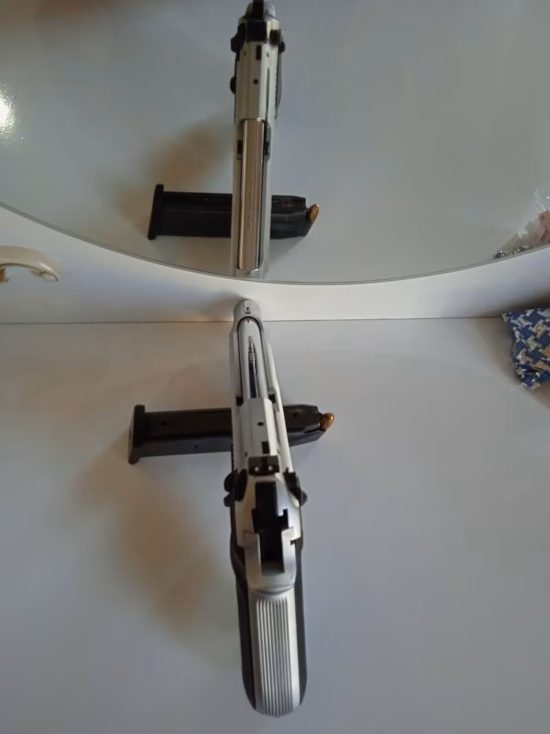 JANDARMA PERSONELİNDEN SATILIK TABANCA