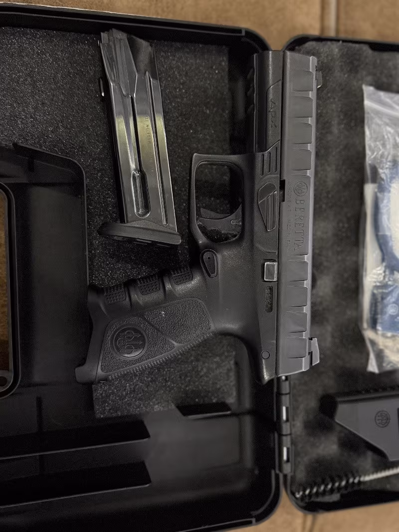 Beretta APX