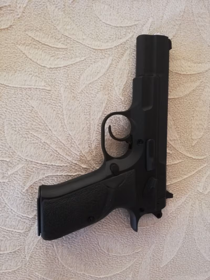 EMEKLİ ASKERDEN SATILIK SARSILMAZ KILIÇ 2000 LIGHT