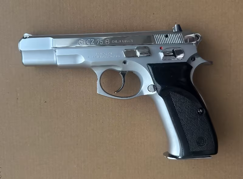 Cz 75 B çok temiz