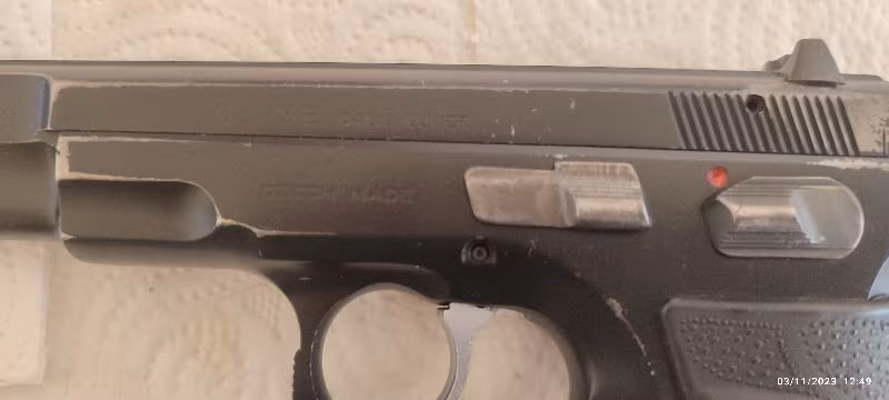 Emekli Polisten Beylik Tabancası