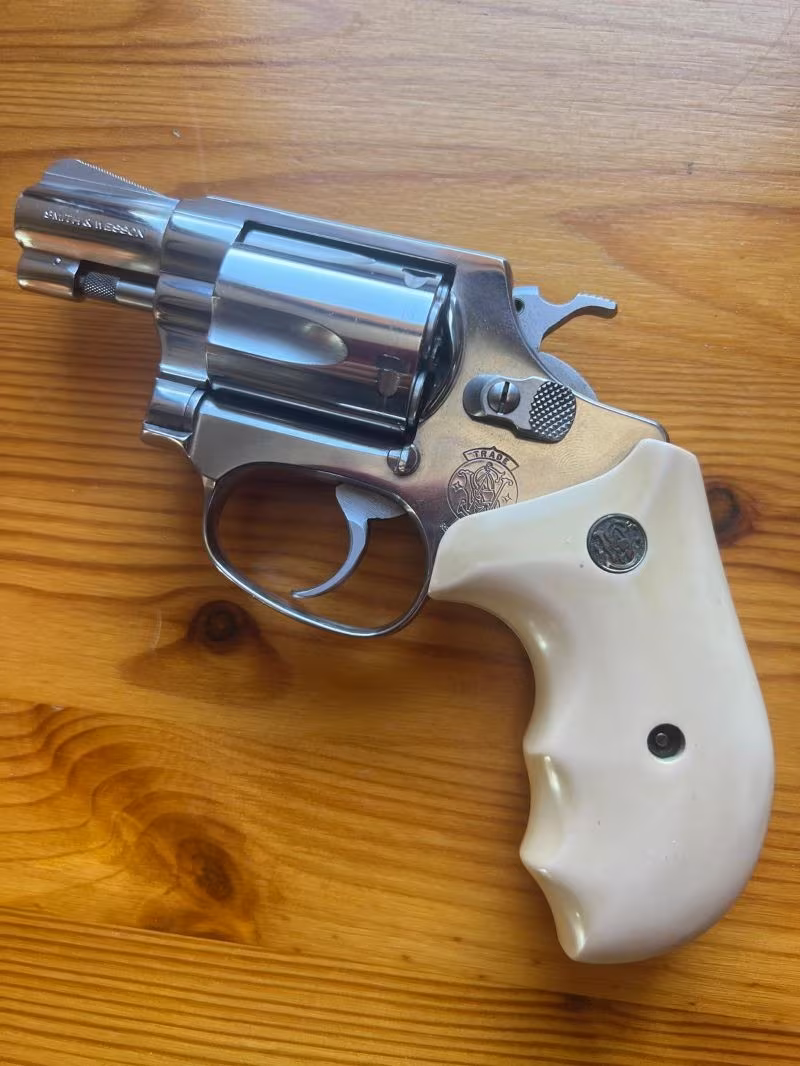 Smith & Wesson Model 60